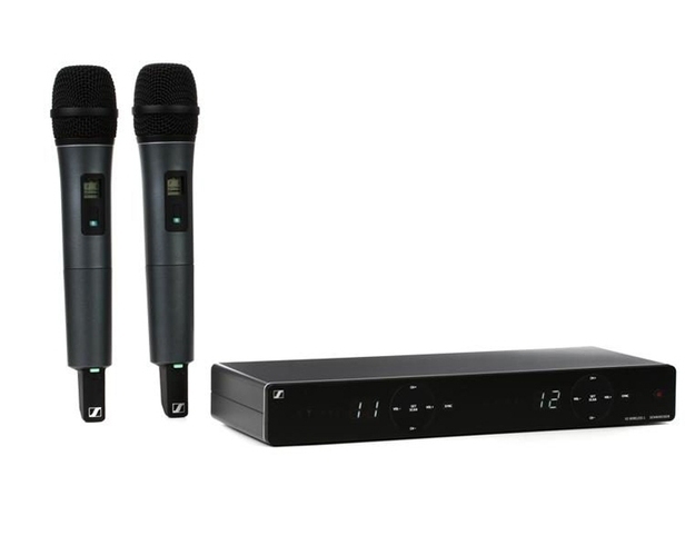 Радиосистема с ручным микрофоном Sennheiser XSW 1-835 Dual B-Band Vocal