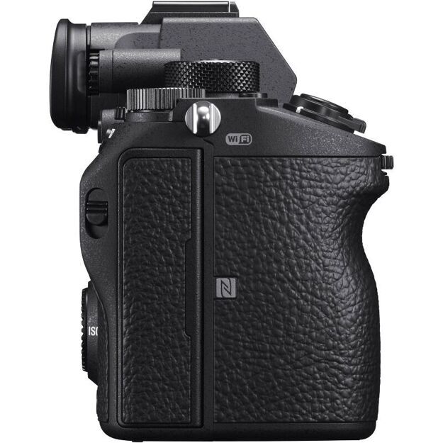Фотоаппарат Sony Alpha ILCE-7RM3A Body