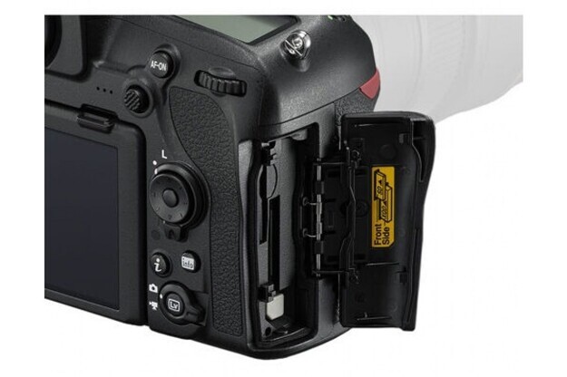 Зеркальный фотоаппарат Nikon D850 Body