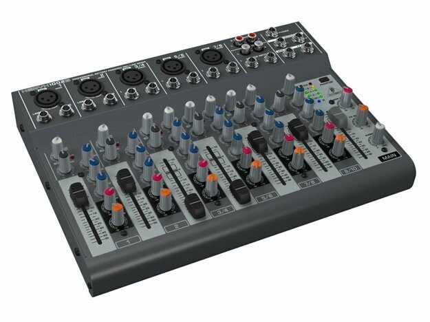 Микшерный пульт Behringer 1002B